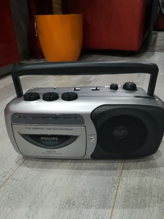 Радио касетофон PHILIPS в Радиокасетофони, транзистори в гр. Лом -  ID38880384 — Bazar.bg