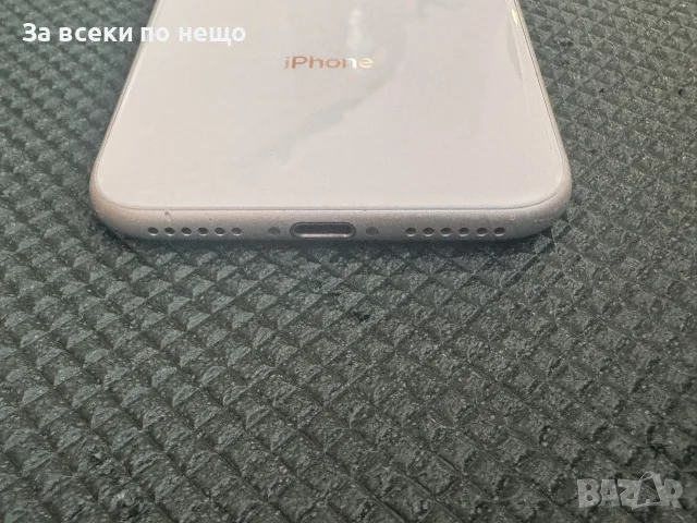 Iphone 8 , 64GB ЗАКЛЮЧЕН! За части!, снимка 7 - Apple iPhone - 56354413