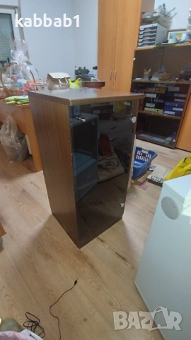 Шкаф витрина цвят палисандър - орех 42/44/височина 91см, снимка 13 - Шкафове - 53038578