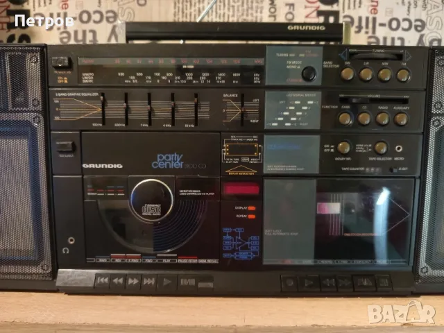 Касетофон "Grundig" Party Center 3100CD, снимка 3 - Радиокасетофони, транзистори - 47916556