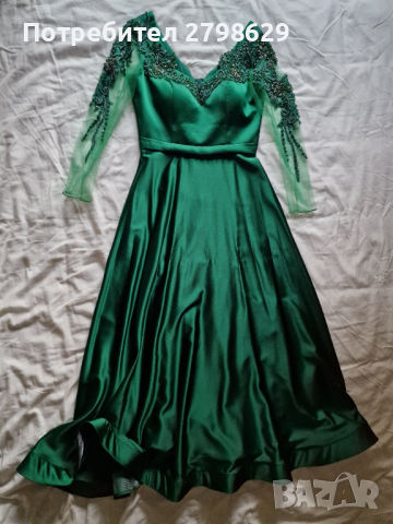 Зелена сатенена рокля с камъни и мъниста , снимка 5 - Рокли - 44735303