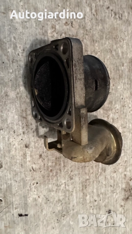 Дроселова Клапа за Nissan Navara, снимка 2 - Части - 52897349