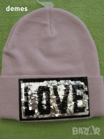  Дамска шапка United Colors of Benetton цвят капучино, снимка 2 - Шапки - 30779762