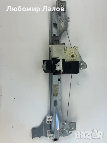 Задна дясна машинка стъклоповдигач Пежо Peugeot 3008-5008 (09-17)г. 9683670680