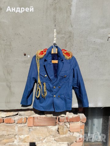 Стара детска военна куртка