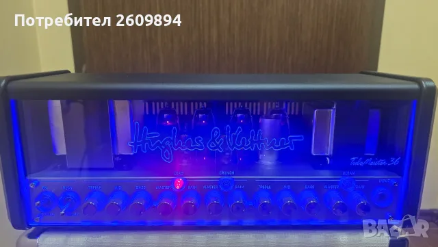 Hughes and Kettner Tubemeister 36 лампов усилвател за китара с лека неизправност