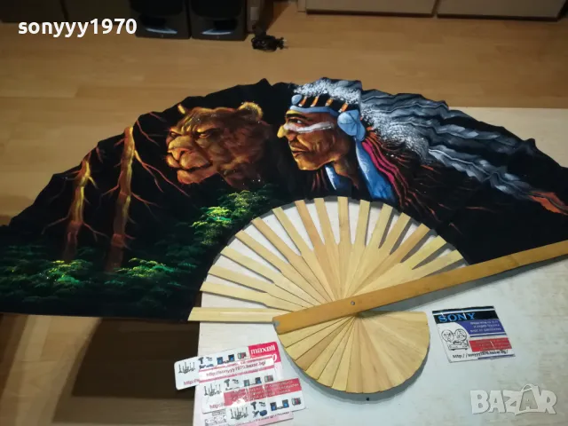 ГОЛЯМО ЧЕРНО ВЕТРИЛО 100Х60СМ ВЕЛУР ИНДИАНЕЦ+ЛЪВ 0511241733, снимка 4 - Антикварни и старинни предмети - 47853667