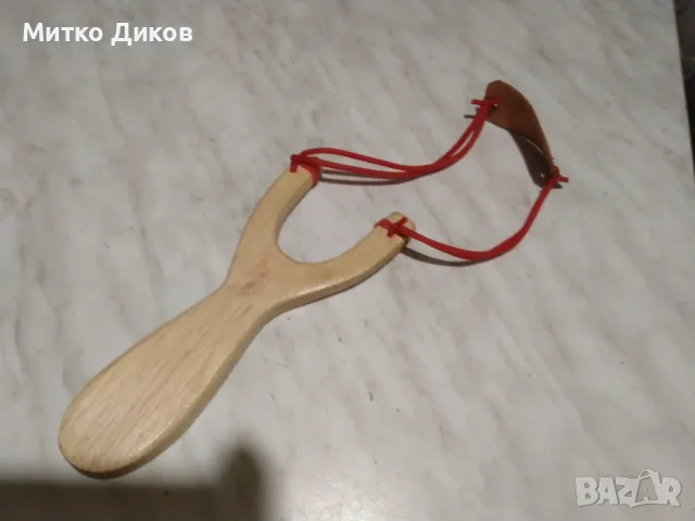 Дървена прашка №5 нова