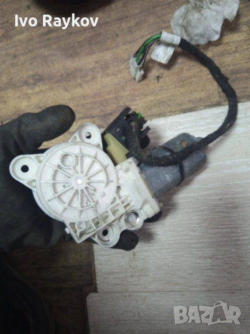 Стъклоповдигач Mercedes E-Class W211 Преден Десен , A2118203042, снимка 8 - Части - 51007351