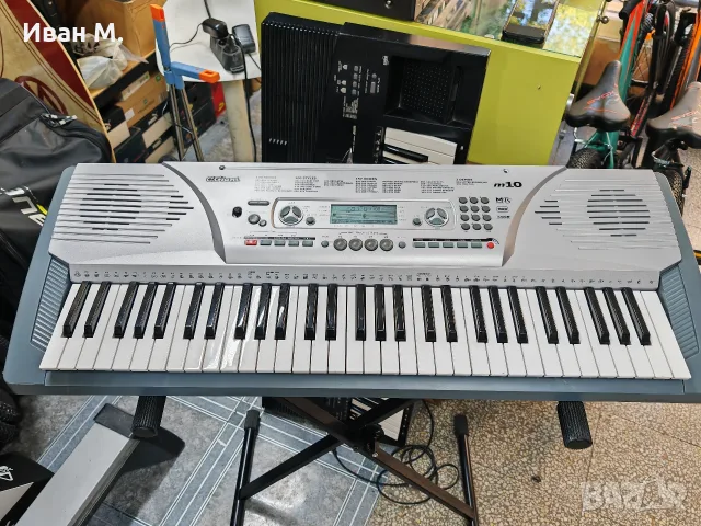Синтезатор / йоника C. giant M10 , снимка 5 - Синтезатори - 55805418