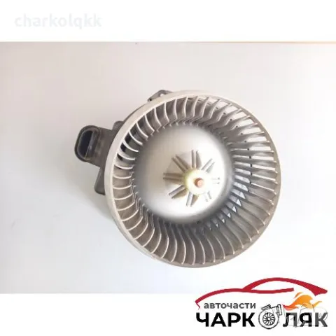 Вентилатор парно Тойота Рав4 2.2д БЕЗ РЕОСТАТ