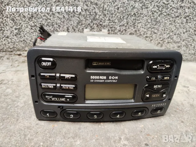 Радиокасетофон за Форд ескорт, снимка 7 - Радиокасетофони, транзистори - 48129728