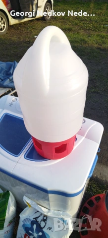 Продавам поилки 