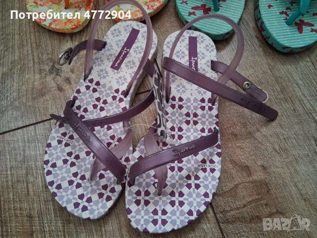 н.31;32;33 сандали Ipanema, снимка 2 - Детски сандали и чехли - 54090492
