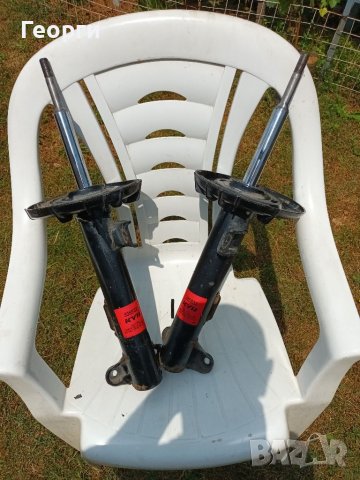 Продавам комплект предни амортисьори за Мерцедес С220, снимка 2 - Автомобили и джипове - 37496673