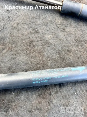 Амортисьор заден капак за Тойота Авенсис T25 хечбек.68960-05061.68950-05061, снимка 4 - Части - 47326087