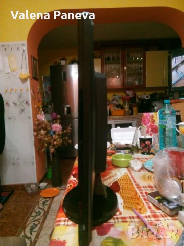  LED Монитор BenQ, снимка 15 - Монитори - 29772069