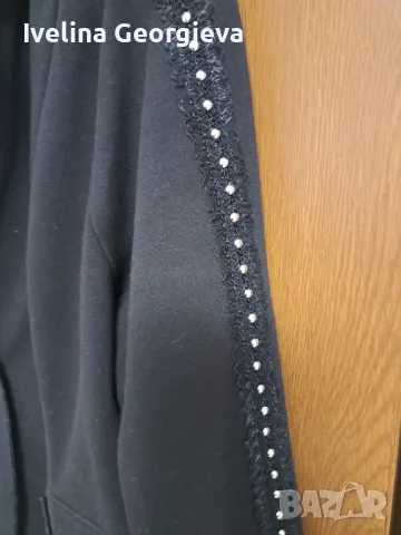 Дамско сако, снимка 3 - Сака - 49777180