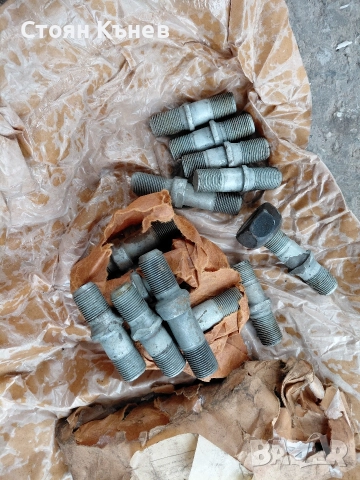 Барабани болтове нови