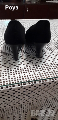 Продавам черни дамски обувки , снимка 2 - Дамски елегантни обувки - 54278586