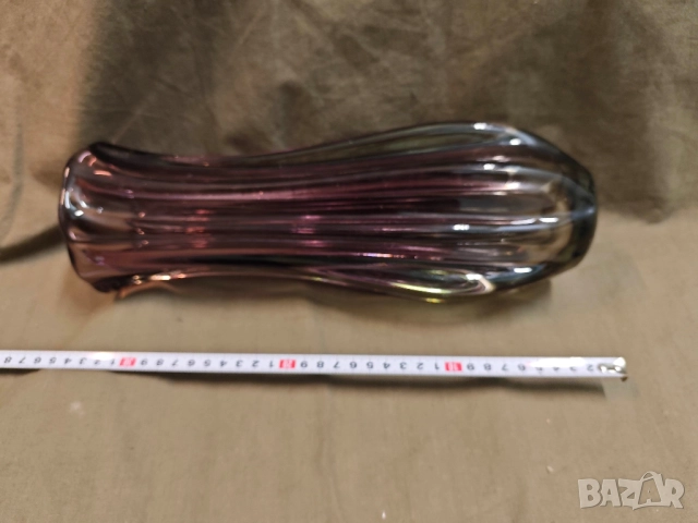 Продавам ваза цветно стъкло , снимка 14 - Вази - 52426024