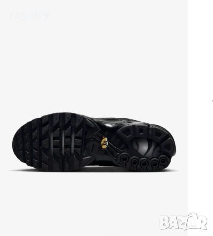 Оригинални Маратонки Nike Air Max Plus Triple Black, снимка 4 - Маратонки - 54044973