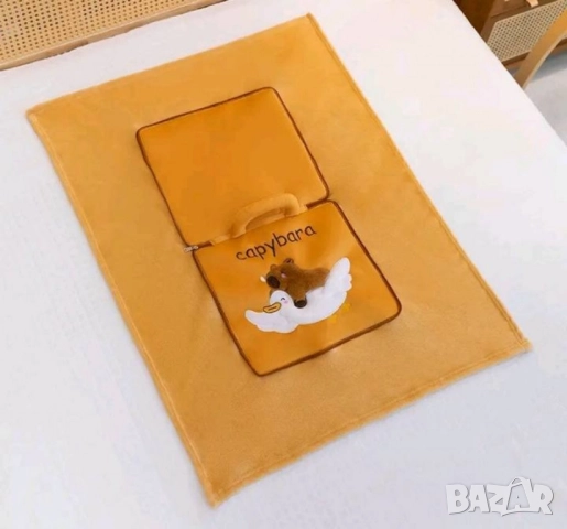 Мека капибара възглавничка 2-в-1 – играчка и одеяло за гушкане Labubu capy Bara , снимка 6 - Плюшени играчки - 51883904