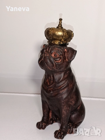 Мопс с корона , декоративна фигура , която внася стил и кралско присъствие във всеки дом! , снимка 2 - Статуетки - 51967986