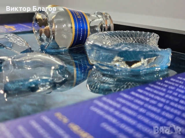 3D картина с натрошена бутилка Chivas Regal 18 , снимка 5 - Картини - 52937867