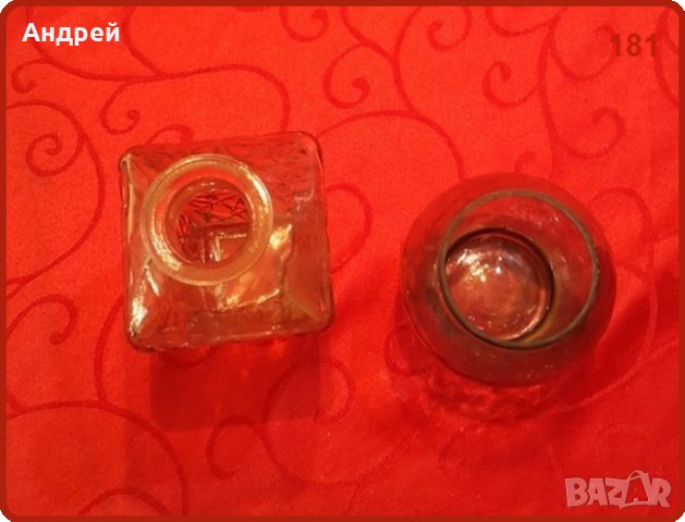 Две стъклени вазички с интересни инкрустации