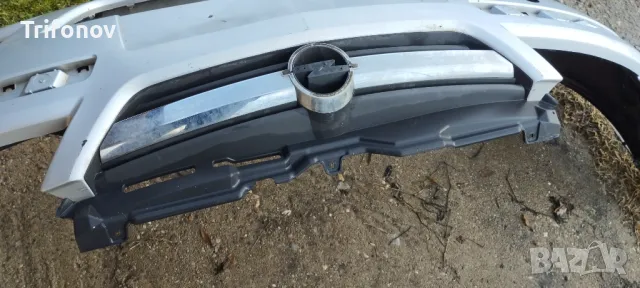 Оригинална предна броня Opel Corsa C 2004-2006, снимка 3 - Части - 48346426