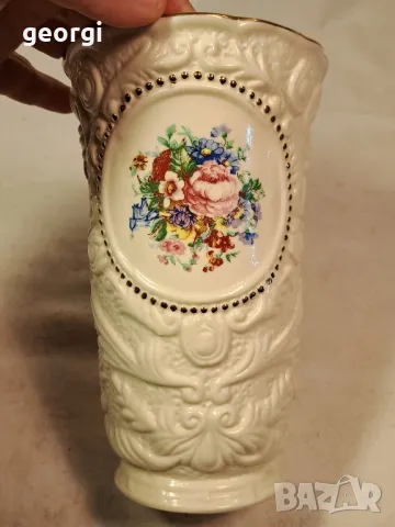 винтидж порцеланова ваза с цветя и позлата 6/1, снимка 3 - Вази - 49279021