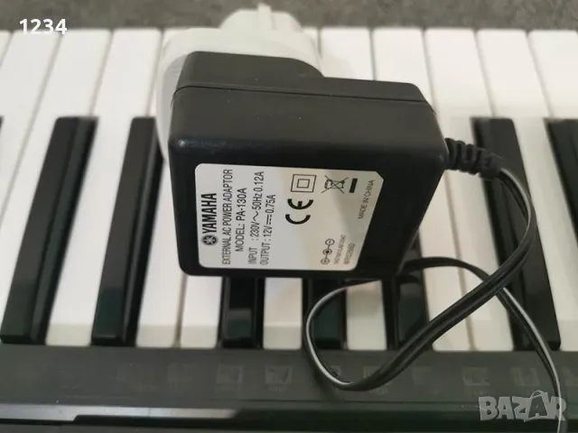 синтезатор клавир YAMAHA YPT-220 пиано с 5 октави , снимка 10 - Синтезатори - 50012860