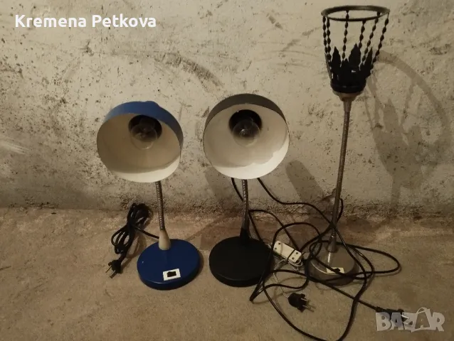 Ретро настолни лампи 