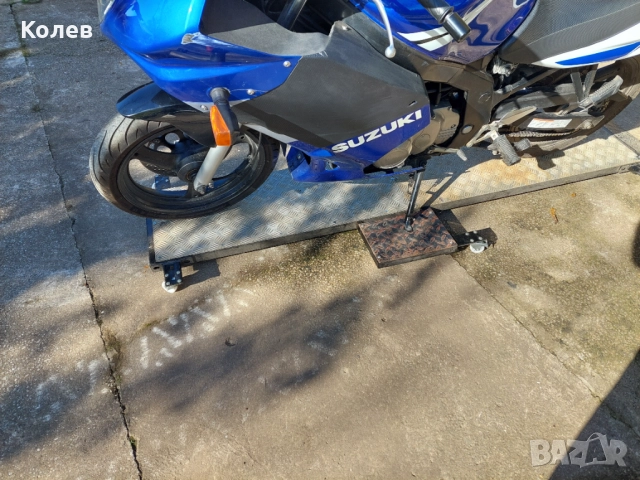 Подвижна стойка за мотоциклет, снимка 5 - Мотоциклети и мототехника - 52286050