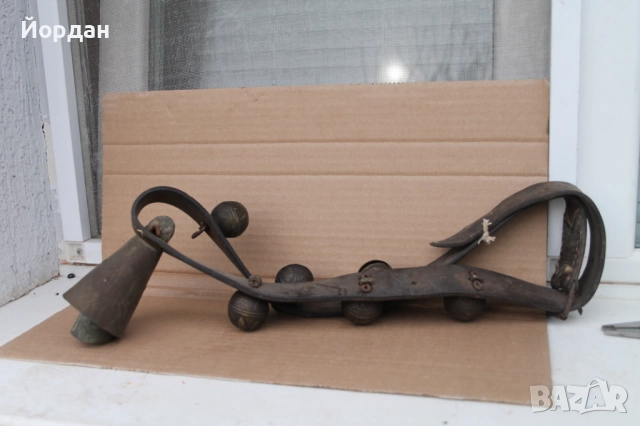 Украска за кон с чан