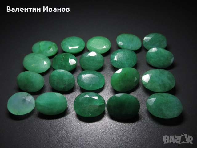 Естествени Опали,Сапфири,Гранати,Хризокола,Кехлибар,Турмалин в кварц,Турмалин,Смарагди, снимка 11 - Други - 37823086