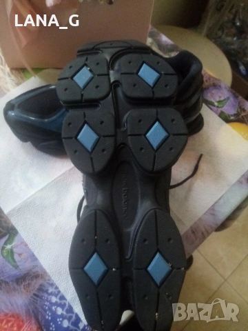 New Balance 9060 дамски маратонки , снимка 3 - Маратонки - 54361345