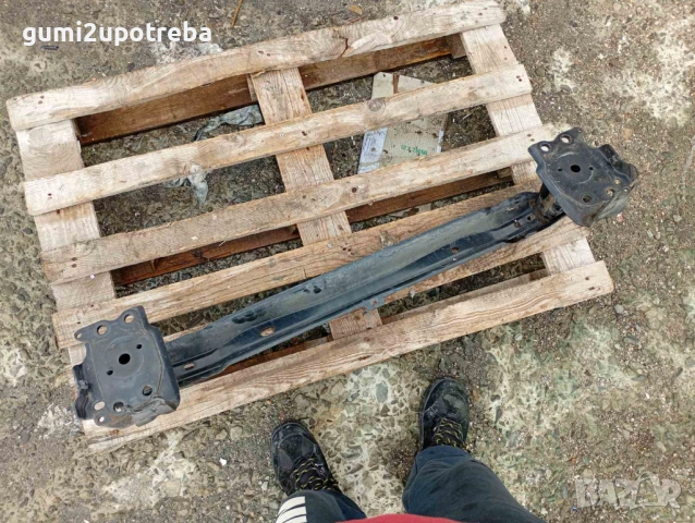 Усилваща Греда зад Предна Броня 7L0807109 Porsche Cayenne S 4.5 2005г 9PA, снимка 3 - Части - 52011972