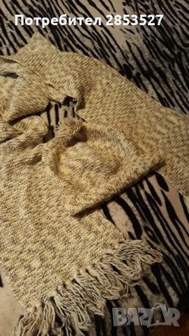 Лот-шал/шапка в бяло/сиво, снимка 1