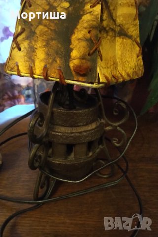 Антикварна нощна лампа чугун естествена кожа , снимка 5 - Антикварни и старинни предмети - 29684514