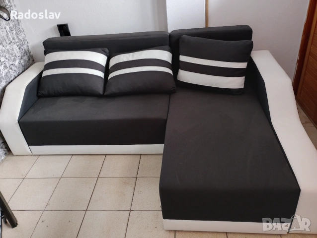 Неизползван, кожено-текстилен, разтегателен диван