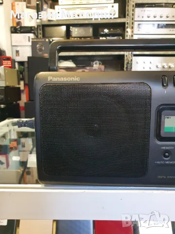 Радио Panasonic RF-3700 В перфектно техническо и много добро визуално състояние., снимка 3 - Радиокасетофони, транзистори - 49343615