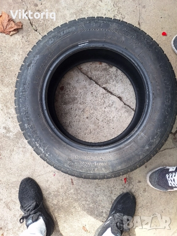 Зимни гуми 195 65 15, снимка 3 - Гуми и джанти - 52391064