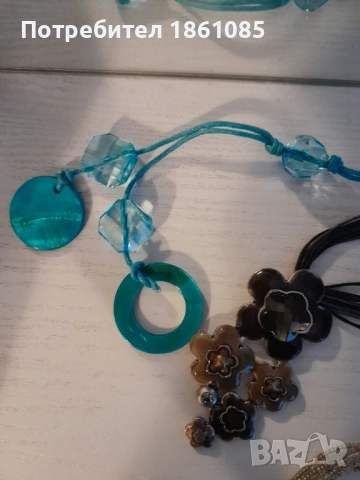 Лот от четири огърлици, снимка 5 - Колиета, медальони, синджири - 52015305