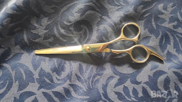 Професионална ножица за подстригване, снимка 2 - Фризьорски принадлежности - 39026834