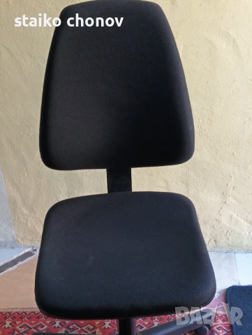 Офис стол, снимка 2 - Столове за офис - 54325871