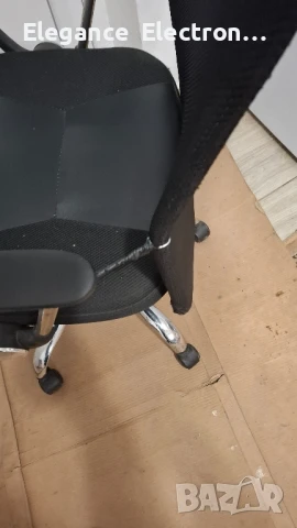 3бр Офис Столове пакетна цена 110лв., снимка 8 - Столове - 50821977