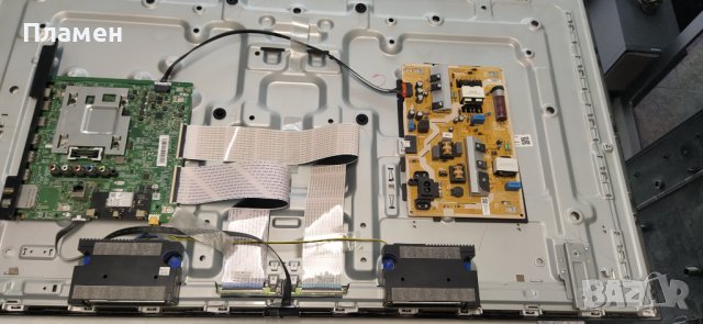 Samsung UE43RU7172U счупен дисплей, снимка 2 - Части и Платки - 37095612