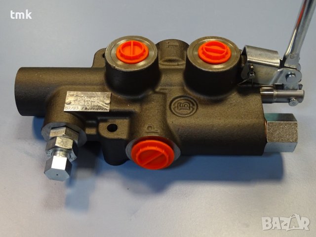 Хидравличен разпределител ръчен за цепачки "Бъдещност" P81/A2-G 1секция, снимка 3 - Резервни части за машини - 42889079